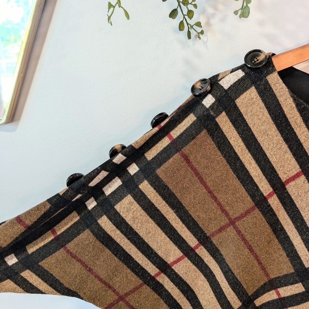 Frank Lyman Design Black and Brown Crew Neck Sweater - Picture 3 of 8